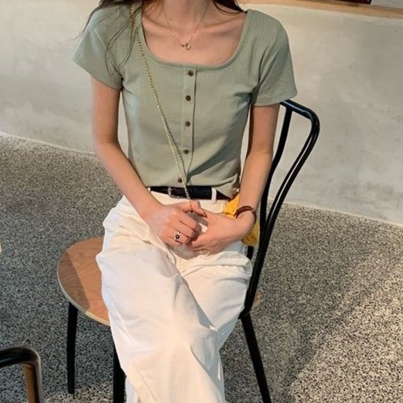 Square-Neck Short-Sleeve Buttoned Ribbed Top - Picture 1 of 4